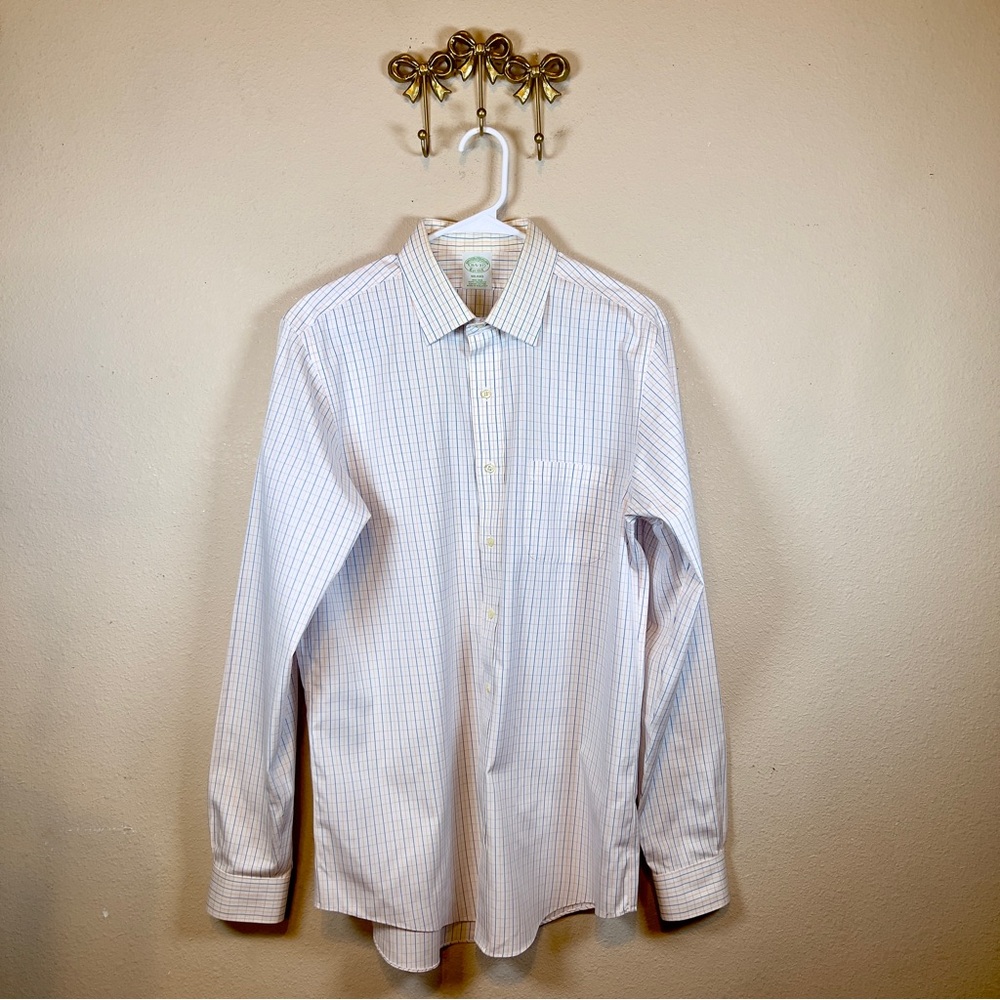 Brooks Brothers Men’s Milano Shirt White with Blue and Pink Check. Size 16.5